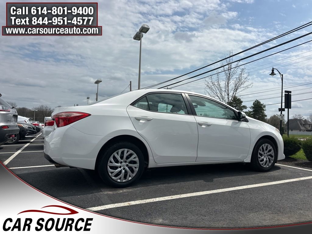 Used 2017 Toyota Corolla LE FWD image 4