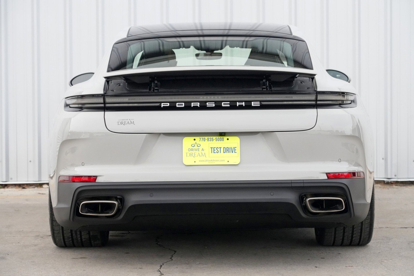Used 2025 Porsche Panamera 4 w/ Premium Package image 11