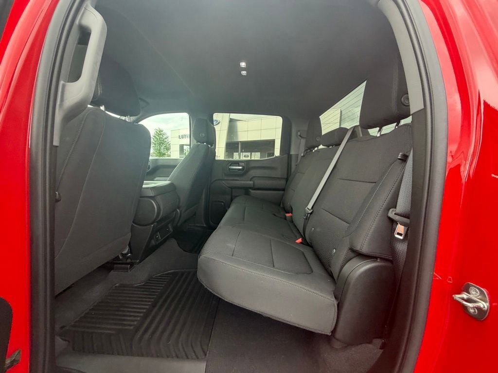 Used 2020 Chevrolet Silverado 1500 Custom Trail Boss w/ Custom Convenience Package AWD/4WD image 11