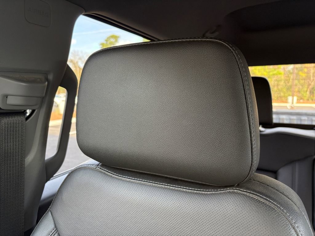 Used 2022 GMC Sierra 1500 SLT image 12