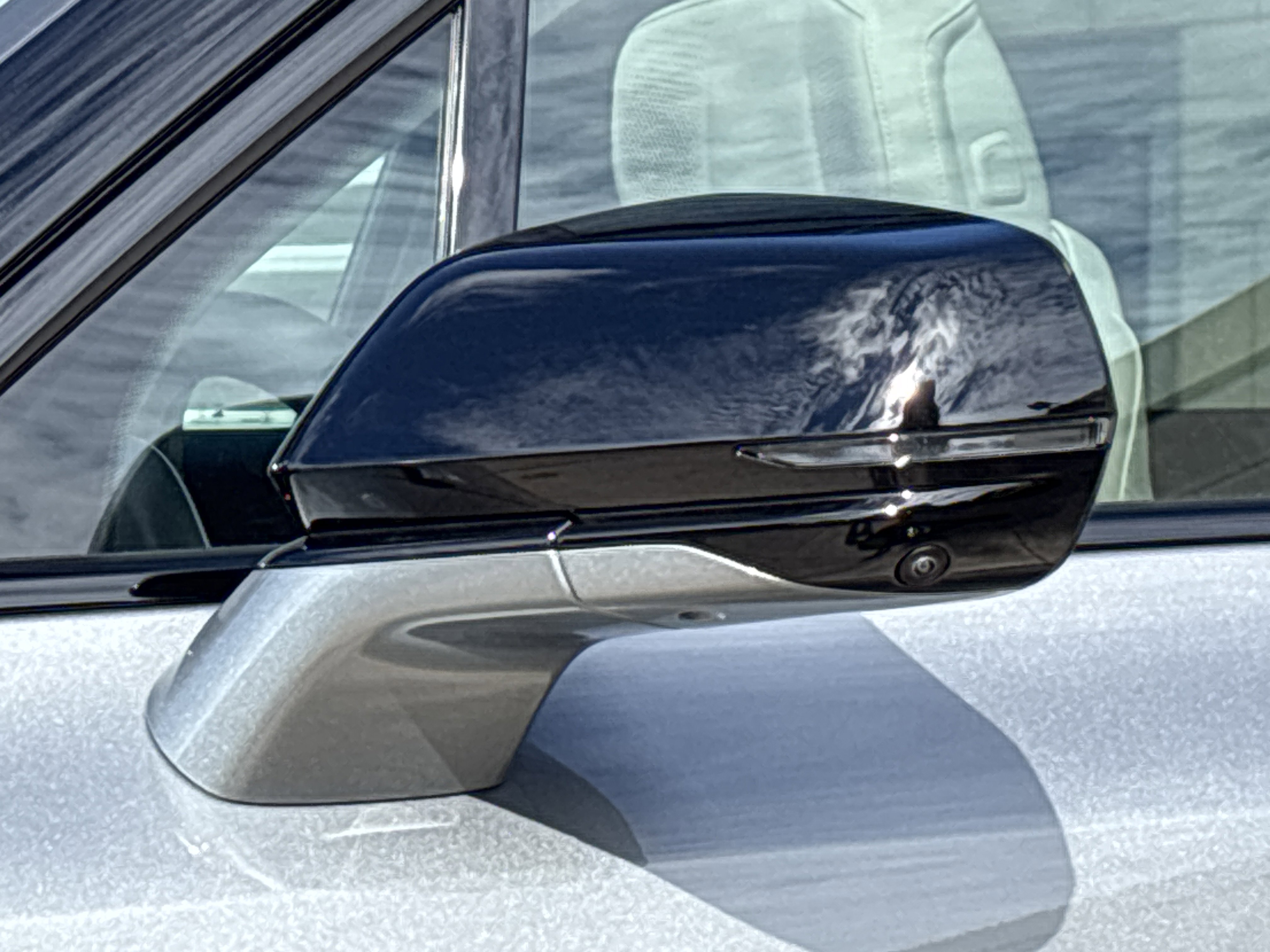 New 2026 Cadillac Vistiq Sport image 19