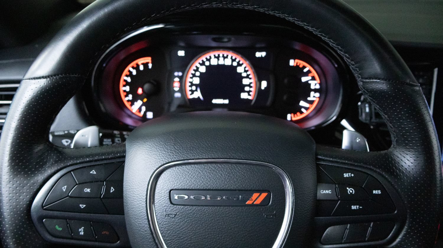 Used 2021 Dodge Durango R/T w/ Blacktop Package AWD/4WD image 17