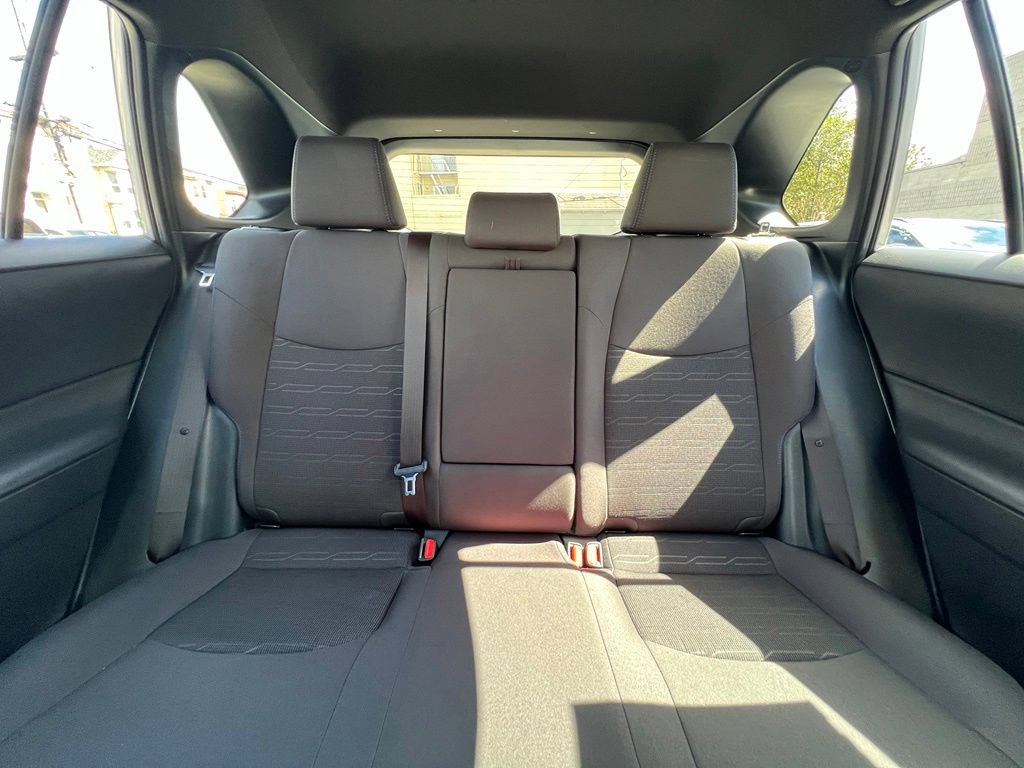 Used 2023 Toyota RAV4 SE w/ Convenience Package AWD/4WD image 15