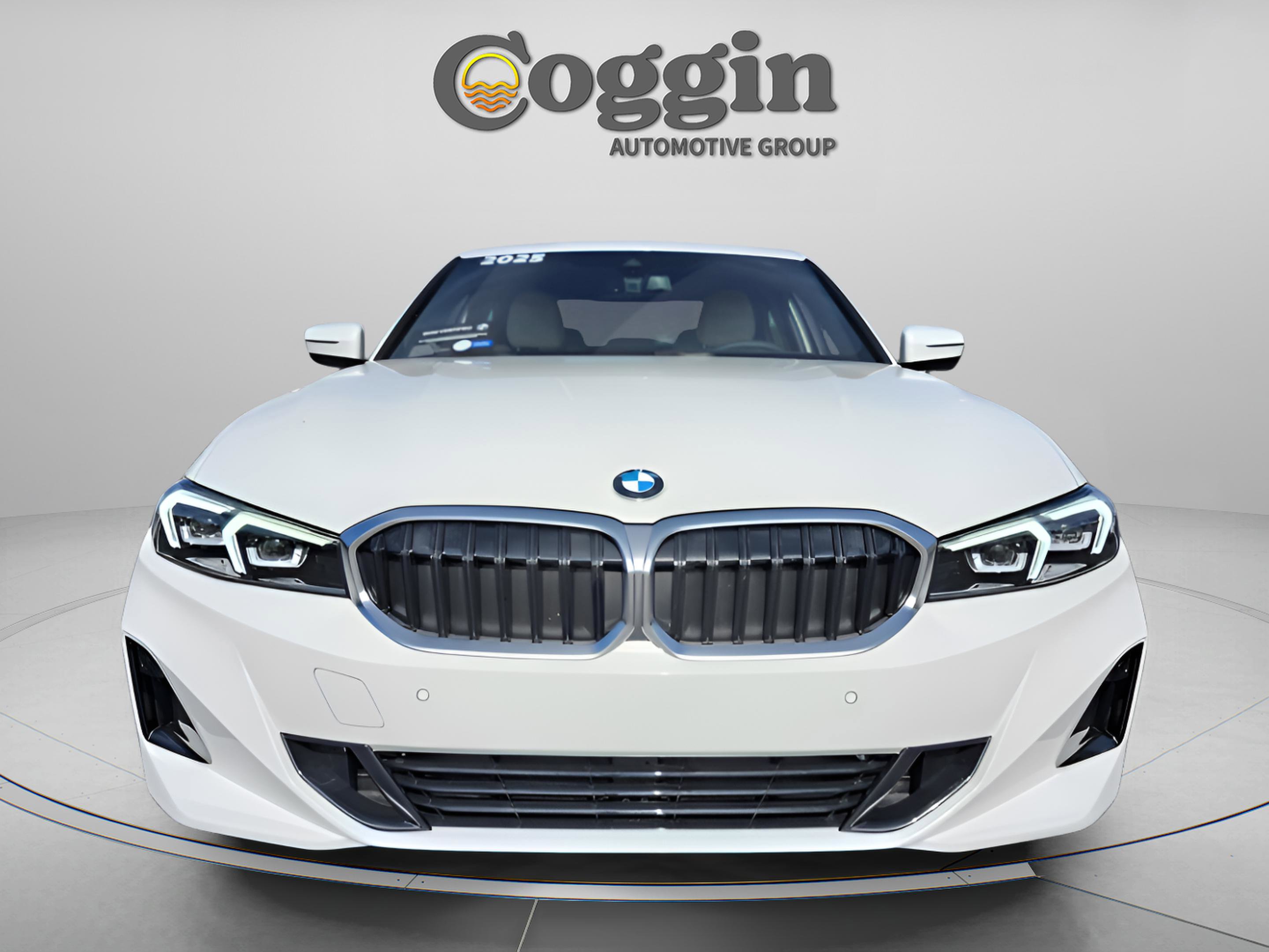 Certified 2025 BMW 330i Sedan w/ Premium Package image 8