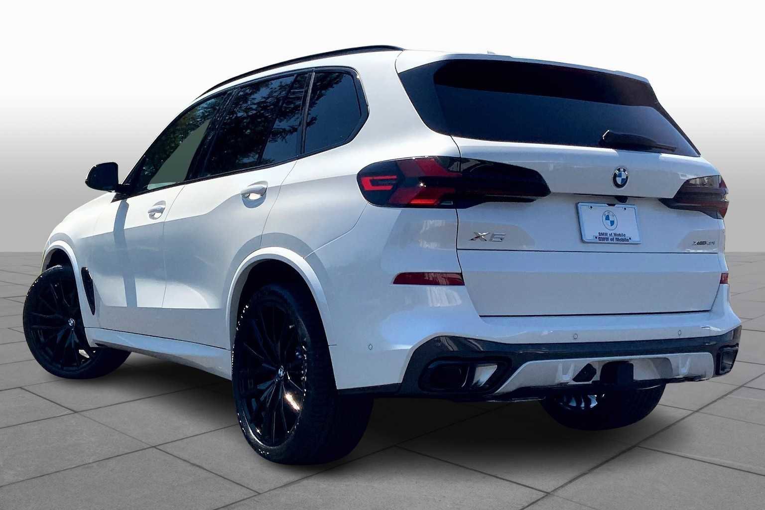 New 2026 BMW X5 xDrive40i w/ Executive Package image 12