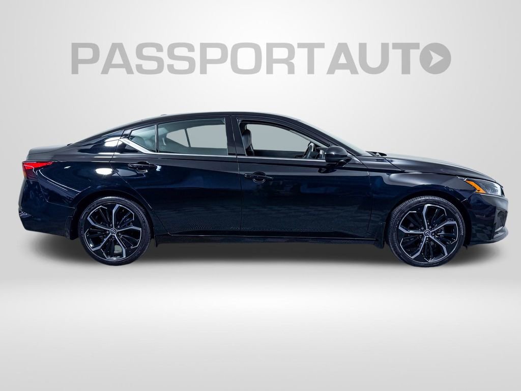 Certified 2024 Nissan Altima 2.5 SR image 12