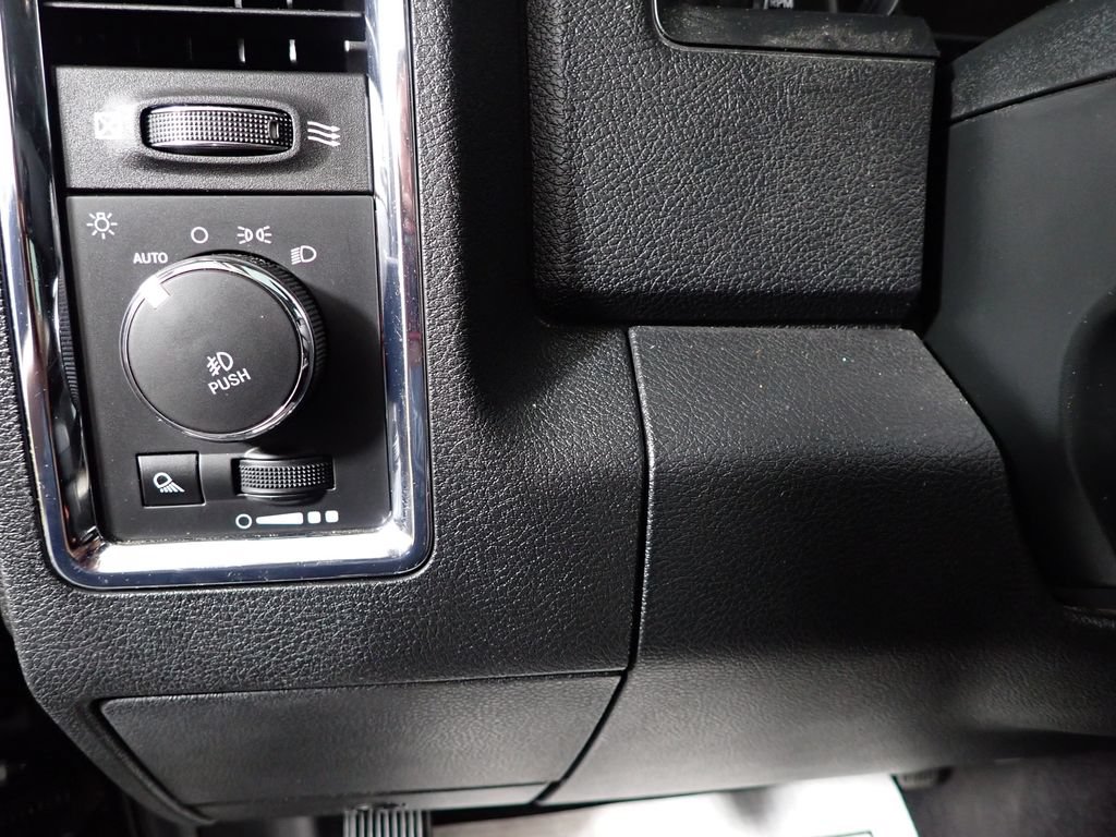 Used 2018 RAM 3500 Laramie AWD/4WD image 24
