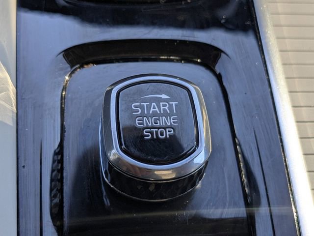 Certified 2025 Volvo S60 B5 Core image 35