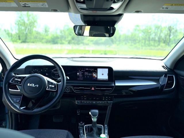 Used 2024 Kia Seltos S AWD/4WD image 11