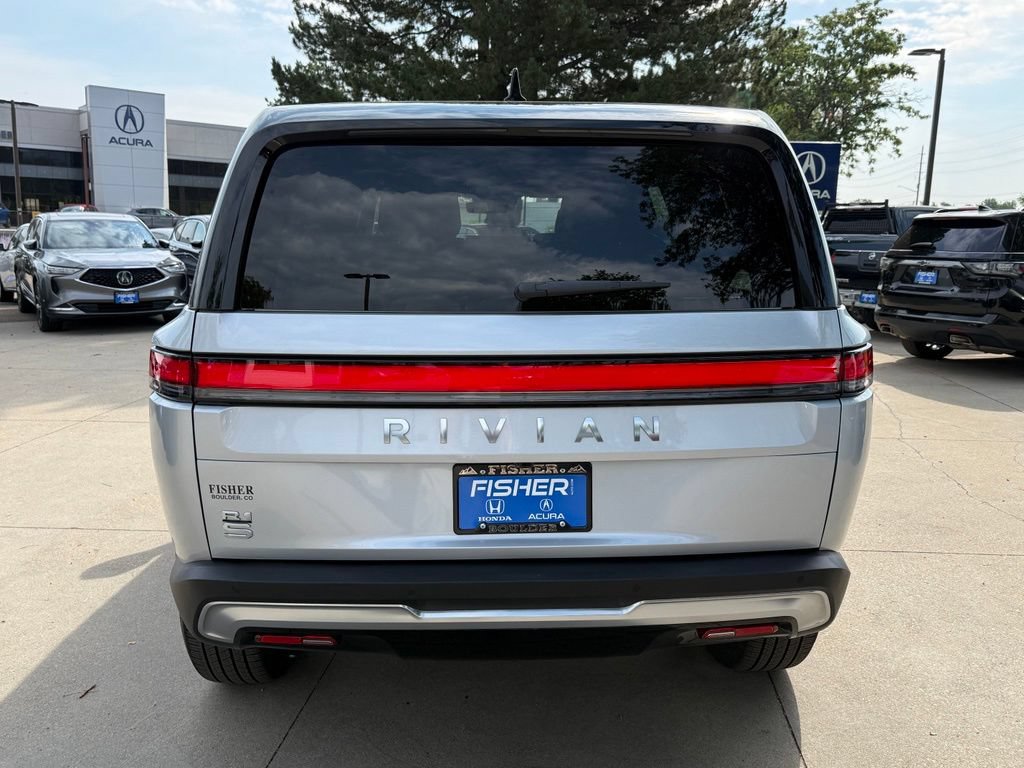 Used 2025 Rivian R1S Adventure AWD/4WD image 5