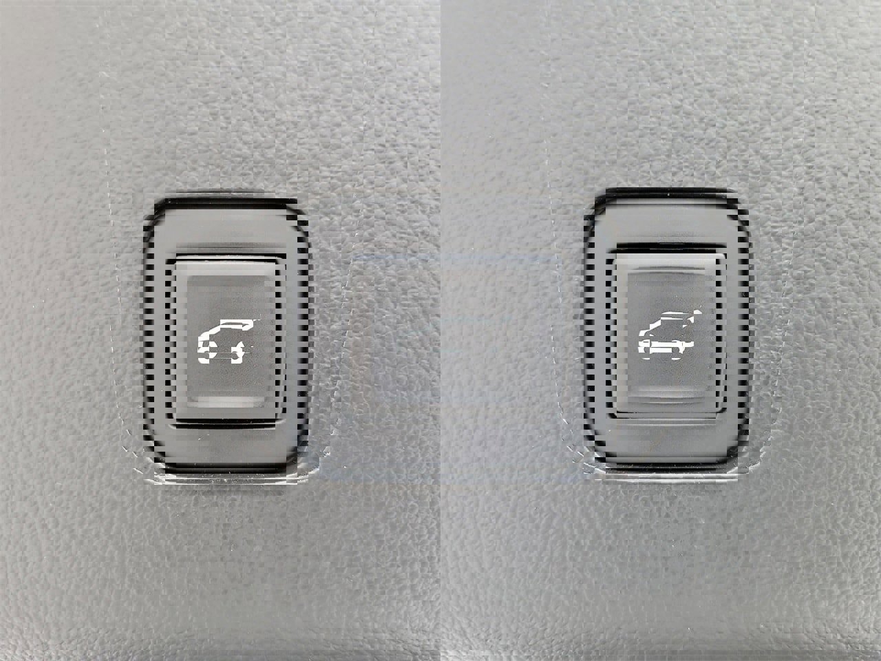 Used 2023 Chevrolet Traverse LT image 9