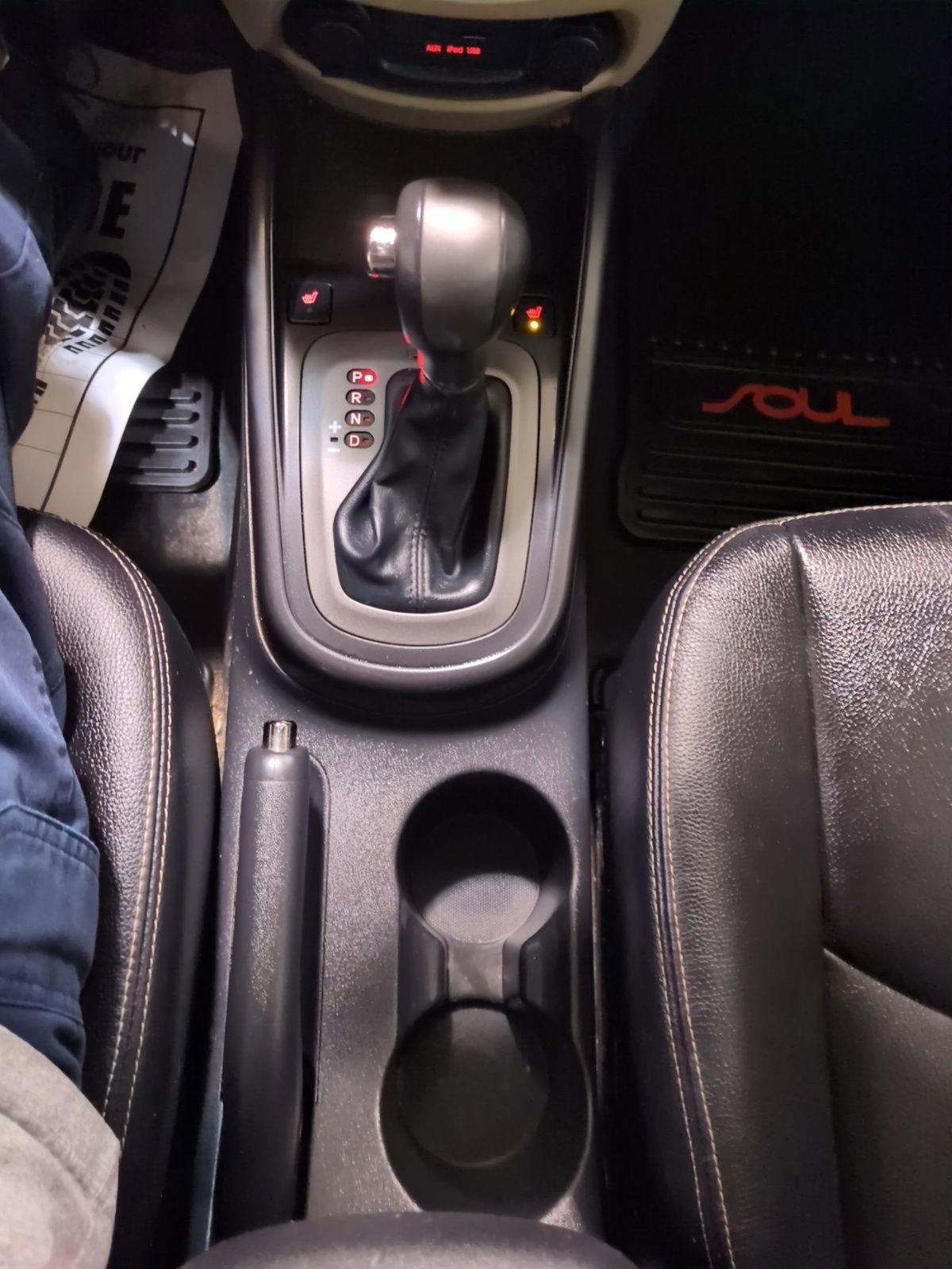 Used 2011 Kia Soul ! w/ Premium Pkg image 19