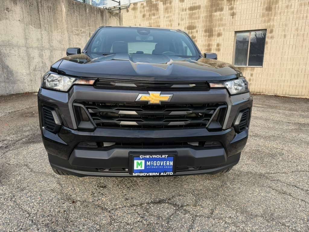 Used 2023 Chevrolet Colorado LT image 9
