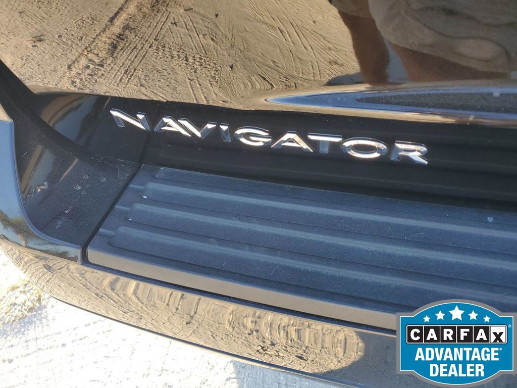 Used 2017 Lincoln Navigator Select image 43