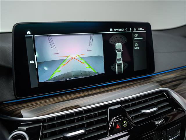 Used 2021 BMW 530e w/ Convenience Package RWD image 22