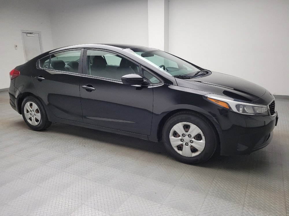 Used 2017 Kia Forte LX FWD image 11