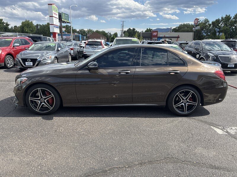 Used 2018 Mercedes-Benz C 300 4MATIC Sedan image 4