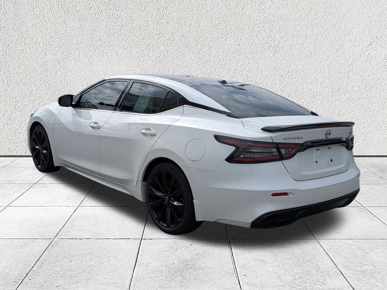 Used 2023 Nissan Maxima SR w/ Sport Mat Group FWD image 5