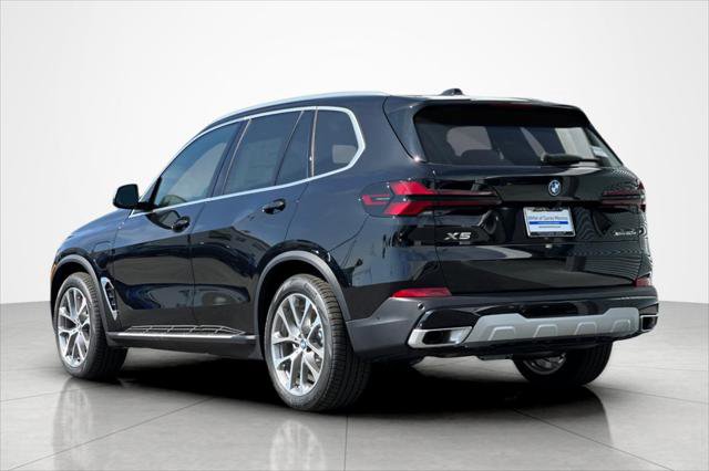 New 2026 BMW X5 xDrive50e w/ Parking Assistance Package image 3