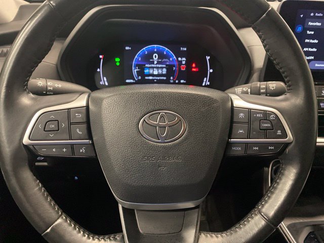 Used 2024 Toyota Grand Highlander AWD image 22