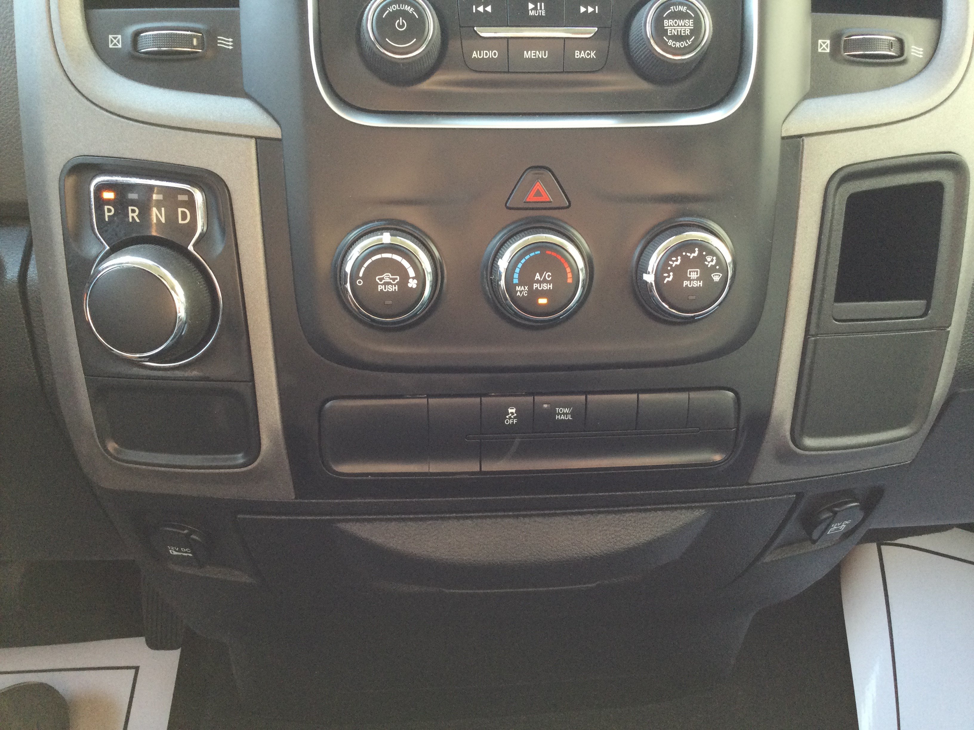 Used 2016 RAM 1500 ST RWD image 11