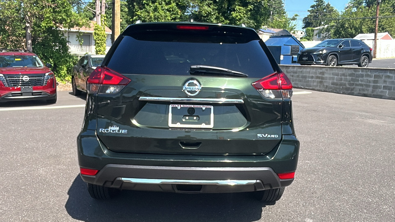 Used 2018 Nissan Rogue SV AWD/4WD image 6