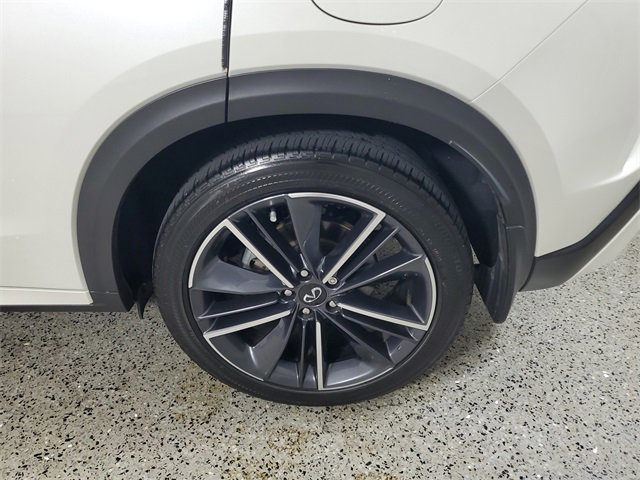 Used 2023 INFINITI QX55 Luxe w/ Cargo Package image 9