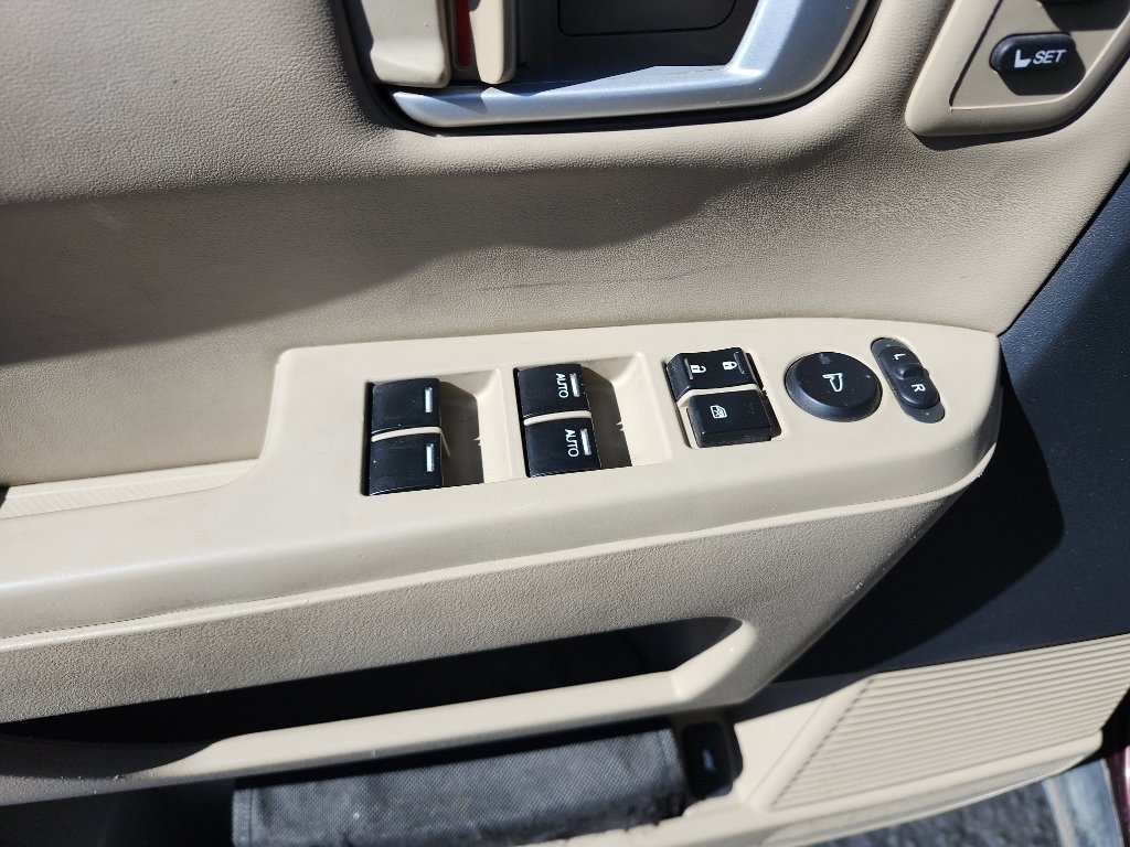 Used 2014 Honda Pilot Touring image 19