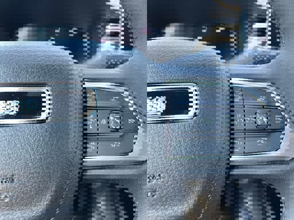 Used 2023 Jeep Compass Limited w/ Elite Group image 28