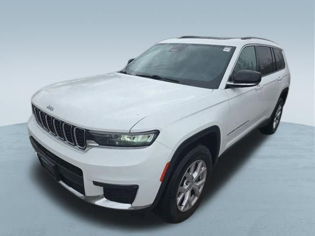 Used 2022 Jeep Grand Cherokee L Limited AWD/4WD image 2
