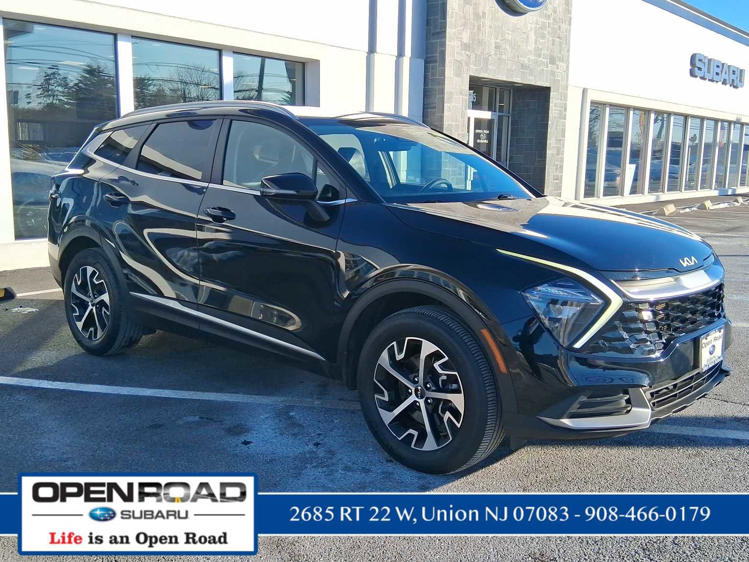 Used 2023 Kia Sportage EX image 1