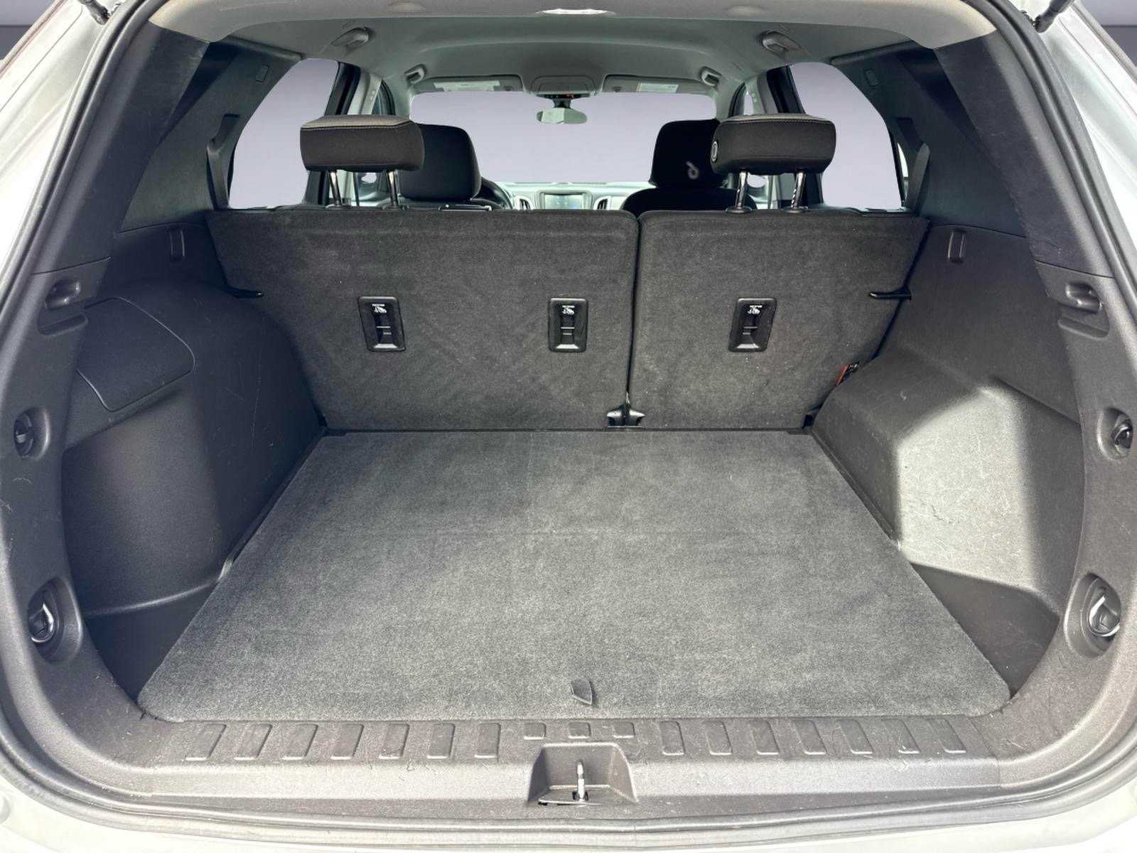 Used 2018 Chevrolet Equinox LS AWD/4WD image 6