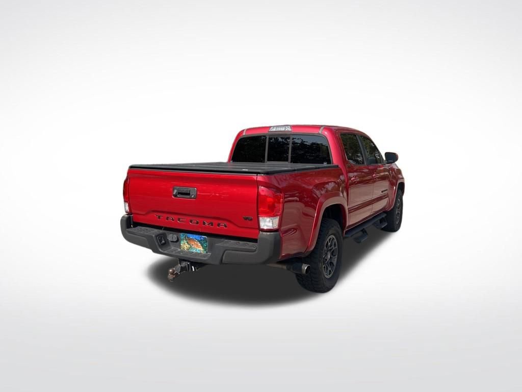 Used 2017 Toyota Tacoma SR5 w/ Tow Package RWD image 5