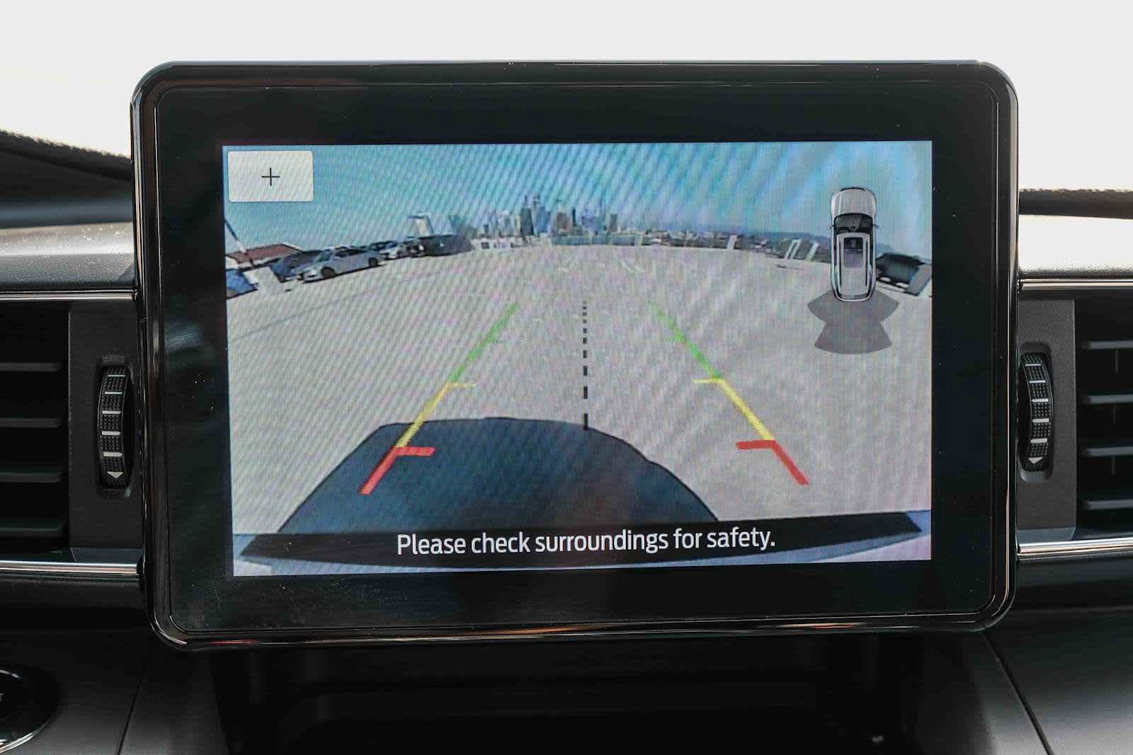 Used 2023 Ford Explorer XLT w/ Equipment Group 202A RWD image 26