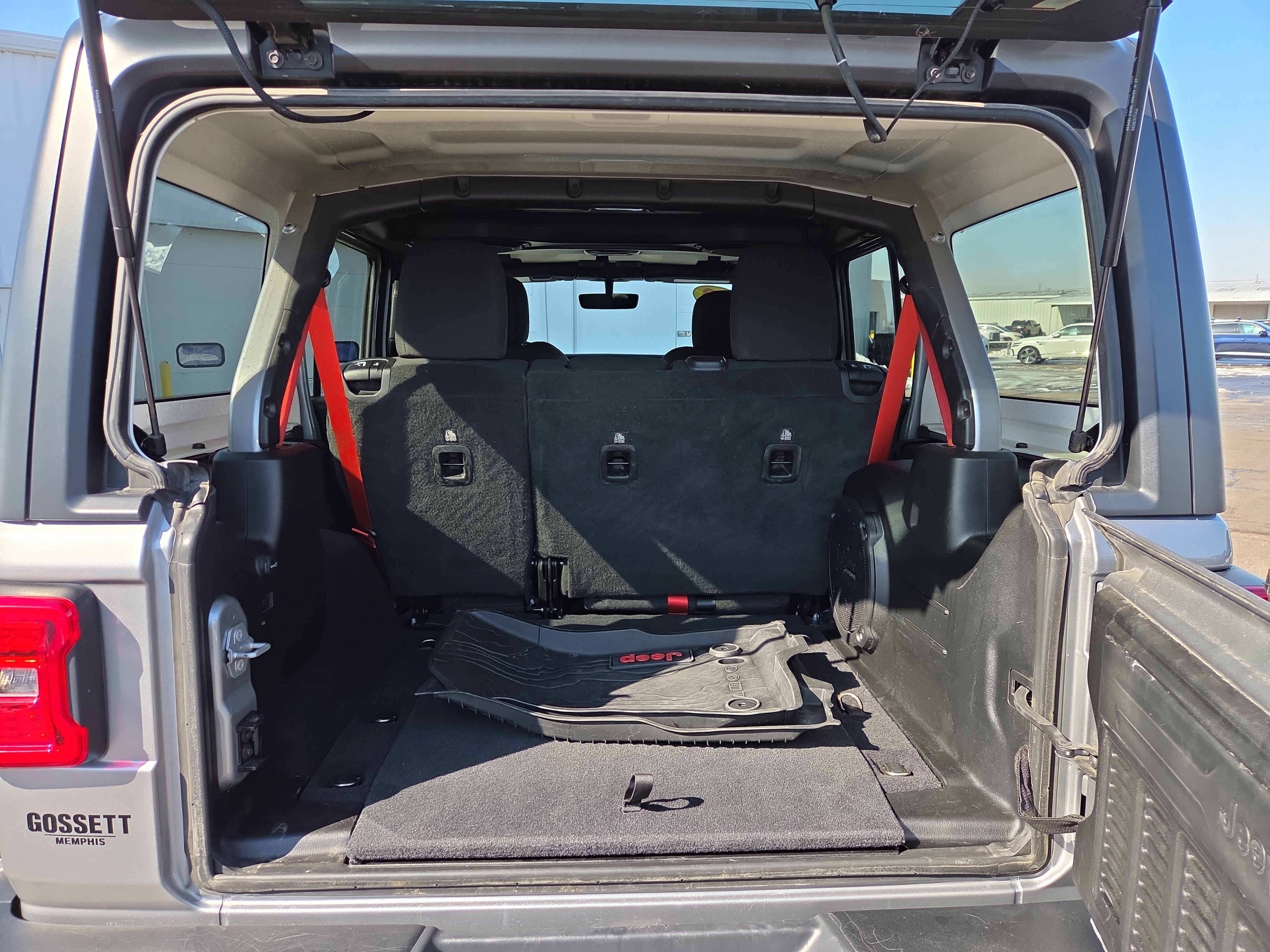 Used 2020 Jeep Wrangler Unlimited Rubicon w/ Quick Order Package 28Y Recon image 9