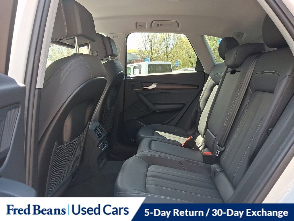 Used 2023 Audi Q5 2.0T Premium w/ Convenience Package AWD/4WD image 11