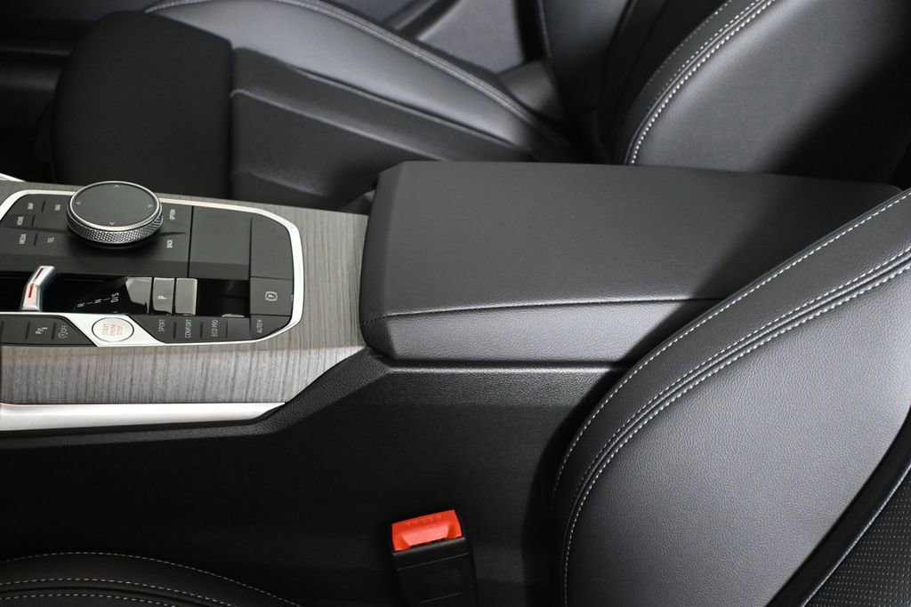 Used 2026 BMW 330i xDrive Sedan w/ Convenience Package image 26