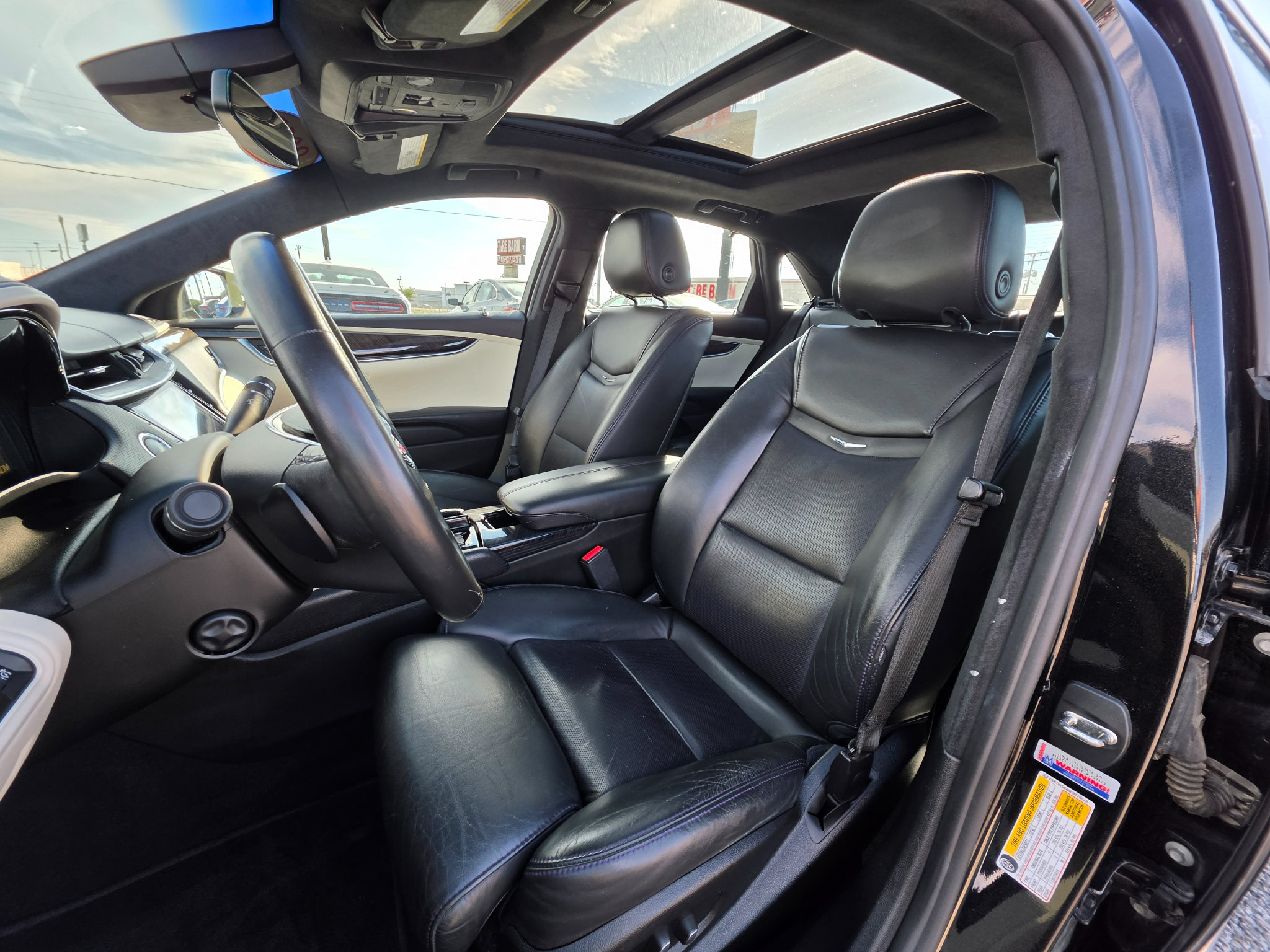 Used 2015 Cadillac XTS Platinum AWD/4WD image 21