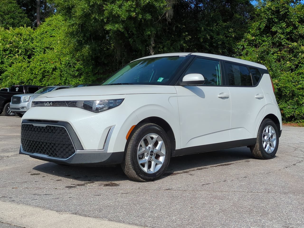 Certified 2025 Kia Soul LX w/ LX Technology Package