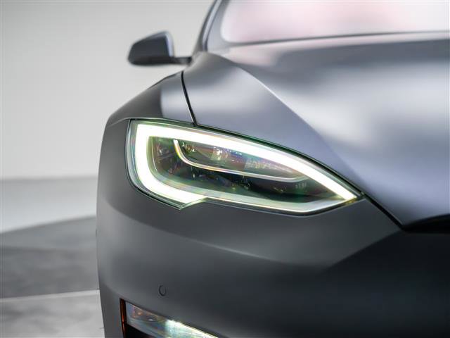 Used 2021 Tesla Model S Plaid image 10