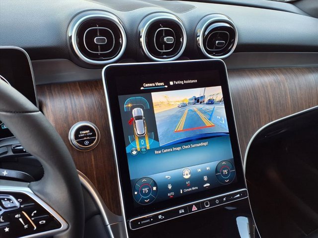 Used 2025 Mercedes-Benz GLC 300 image 6