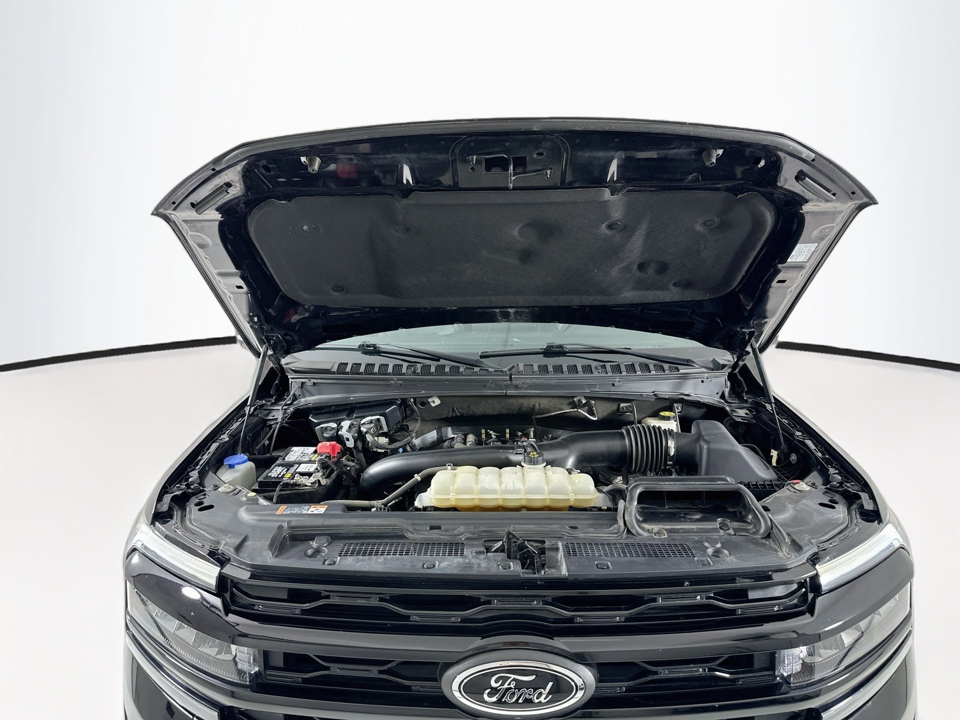 Used 2022 Ford Expedition Limited RWD image 35