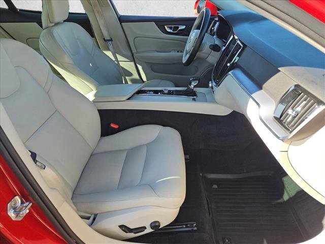 Used 2019 Volvo S60 T5 Momentum w/ Premium Package image 21