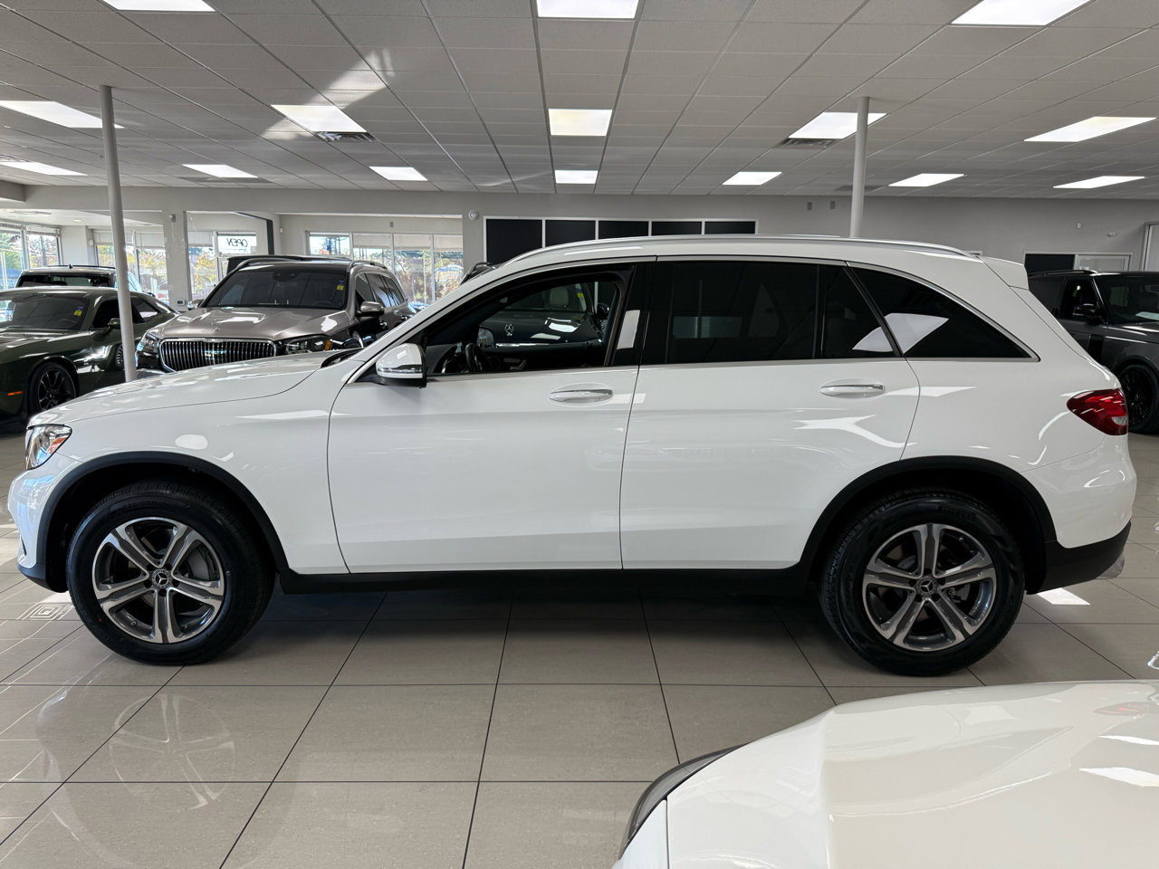 Used 2018 Mercedes-Benz GLC 300 GLC300 4MATIC image 3