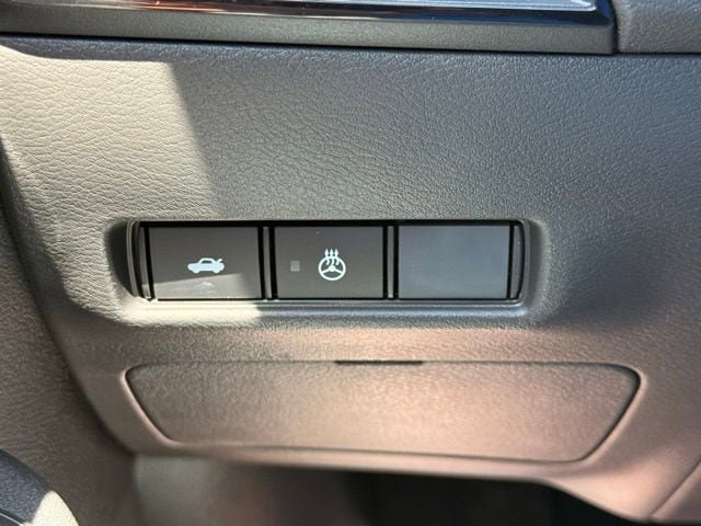 New 2026 Nissan Sentra SV w/ SV Convenience Package FWD image 27
