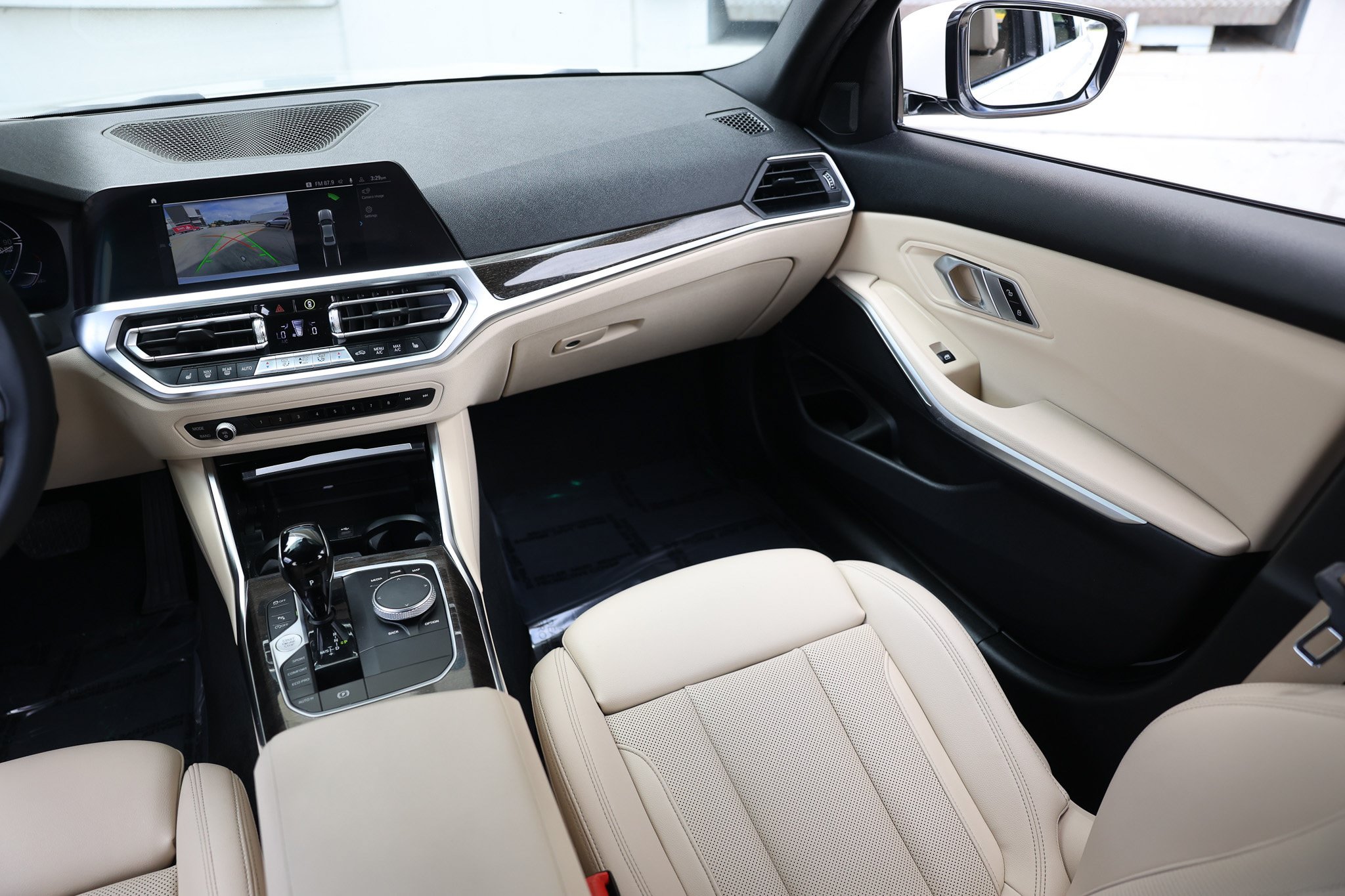 Used 2022 BMW 330i Sedan w/ Premium Package RWD image 26