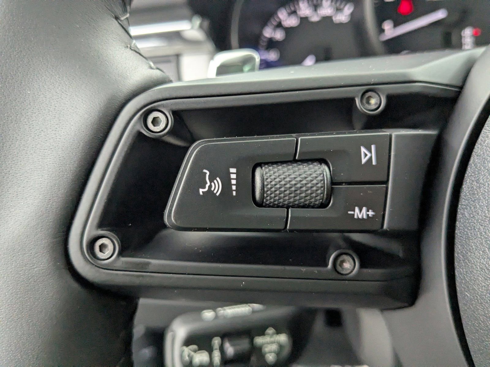 New 2026 Porsche Macan Turbo image 27