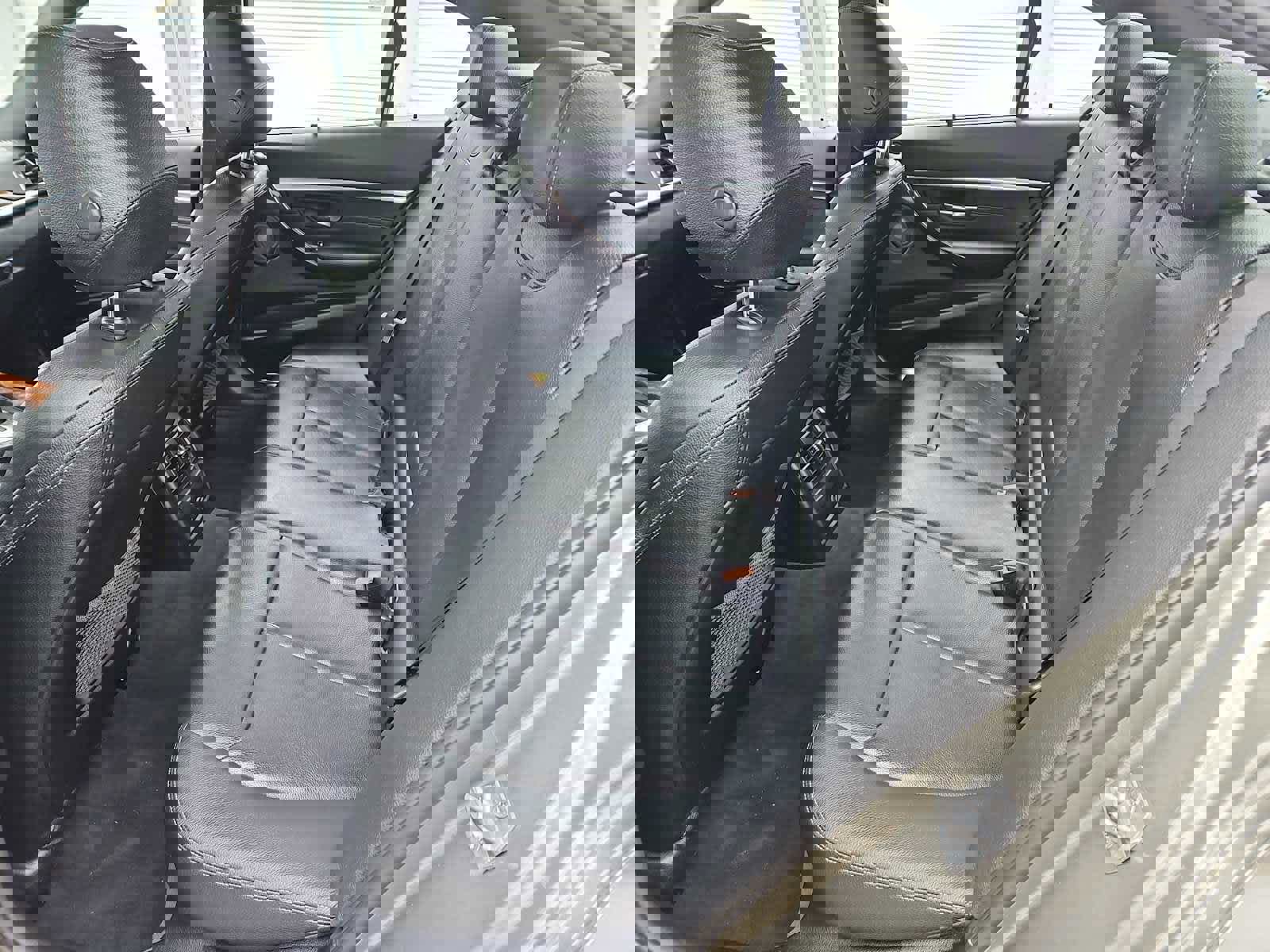 Used 2018 BMW 330i xDrive Sedan w/ Premium Package image 33