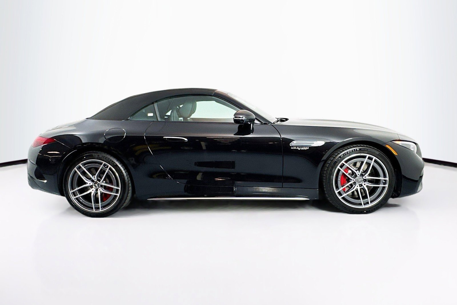 New 2025 Mercedes-Benz SL 55 AMG 4MATIC image 4