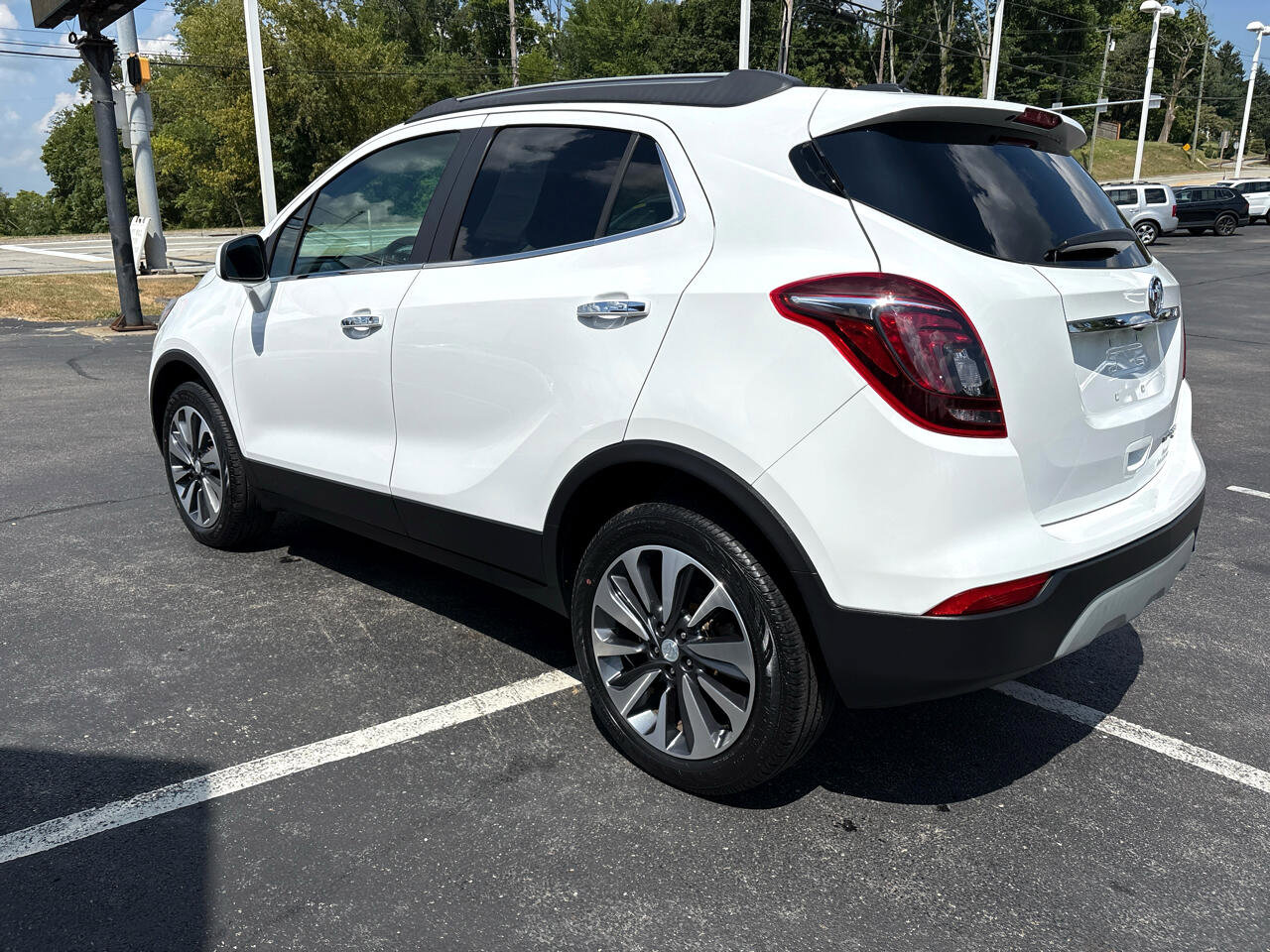 Used 2022 Buick Encore Preferred w/ Safety Package image 7